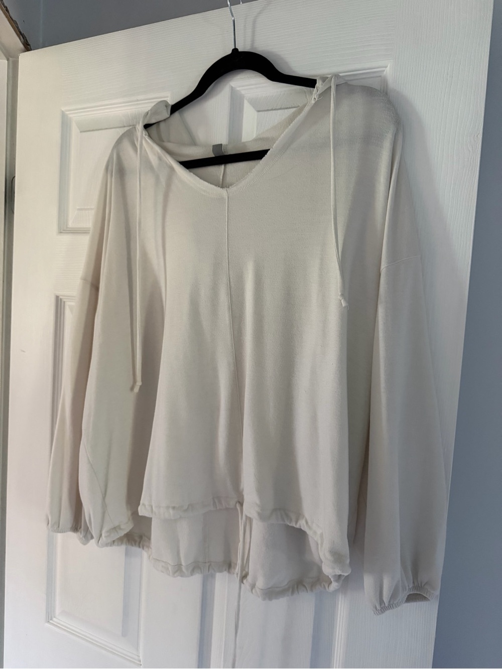 AERIE White sweater